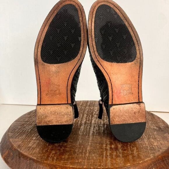 Trask Boots Womens Size 8 M Black Woven Leather Booties Double Zip Low Heel - Picture 7 of 12